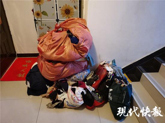 刘女士的衣物