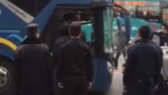 深圳执法打砸大巴