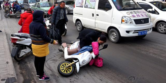 郑州“地沟油路”撂倒上百人