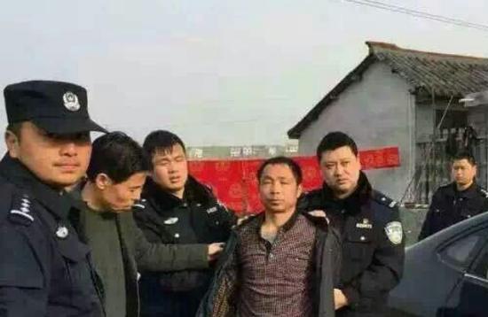 被抓现场