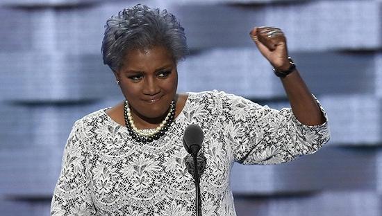 资料图片:美国民主党全国委员会代理主席Donna Brazile。来源:AFP