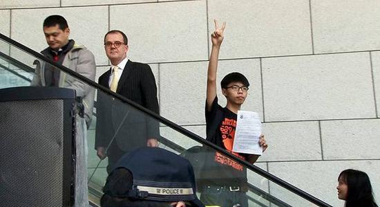 《约书华:少年VS强权》剧照