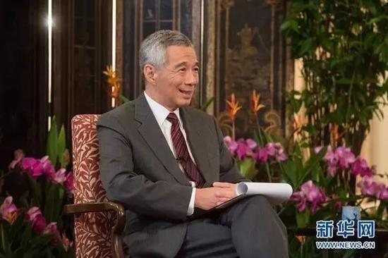 9月16日,李显龙在新加坡接受了新华网专访。新华网发 王应耀摄
