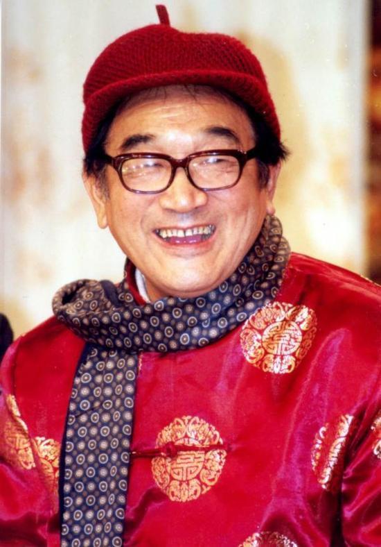 严顺开。本图由上海滑稽剧团提供。