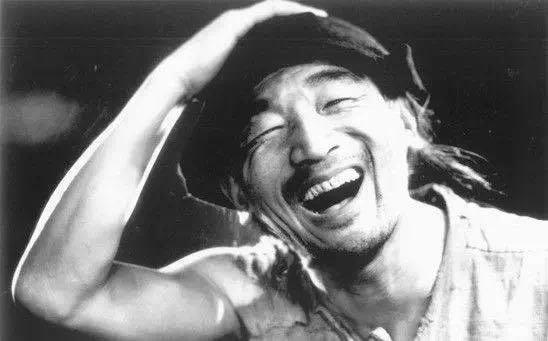 严顺开饰演的阿Q,至今让人印象深刻。