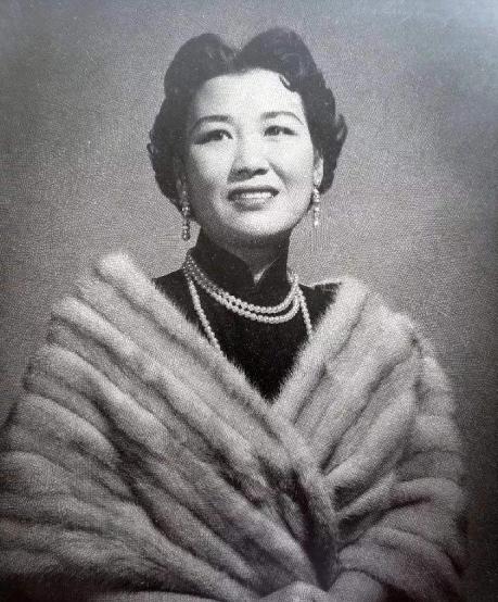 江孙芸