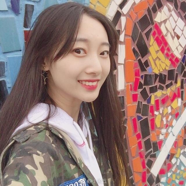 西安00后校花长腿校花 清秀迷人