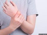 BBC今日短语: Have pins and needles 身体局部发麻