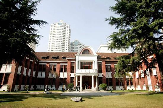 复兴中路1195号,原为同济大学,今为上海理工大学复兴路校区