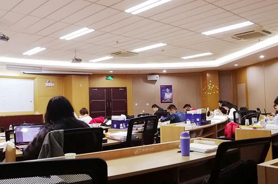 管理会计师初级报名流程