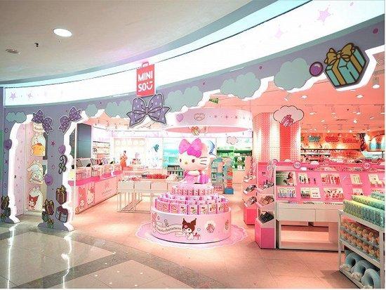 名创优品印尼三丽鸥限定主题店。图片来源:名创优品