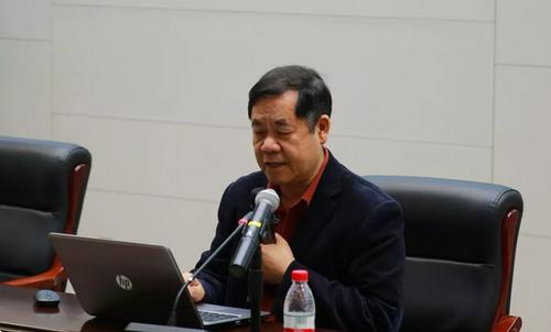 祝智庭教授主旨报告