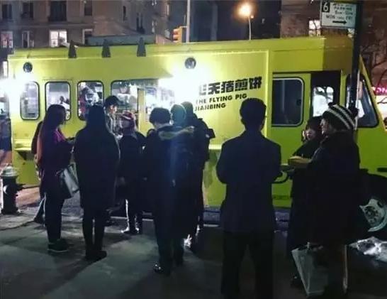 还有人在试图找她加盟