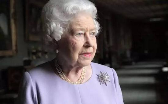 Elizabeth at 90: a Family Tribute