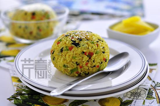 #剩食美食家# <wbr>五色金枪鱼饭团:用剩米饭做有内涵的便当!