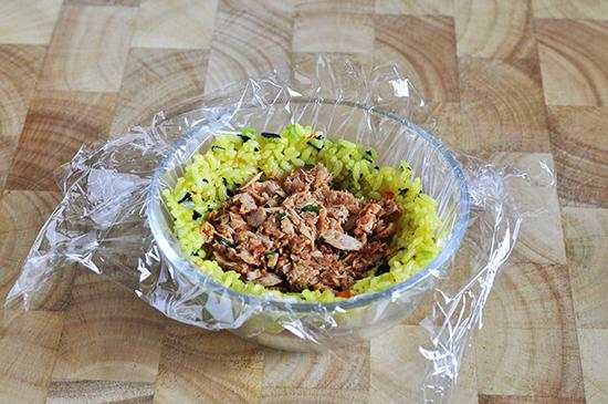 #剩食美食家# <wbr>五色金枪鱼饭团:用剩米饭做有内涵的便当!