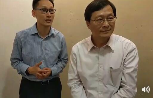 辅导长陈浩然到场(左)