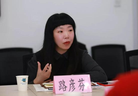 石景山区红旗小学校长 路彦芬