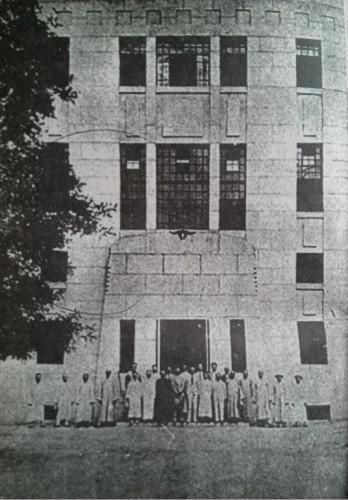 战前北大新竣工的西式新图书馆