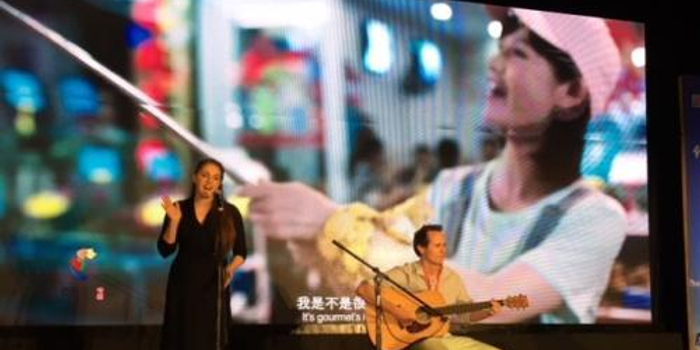 汉语热升温席卷全球 既时髦又实用