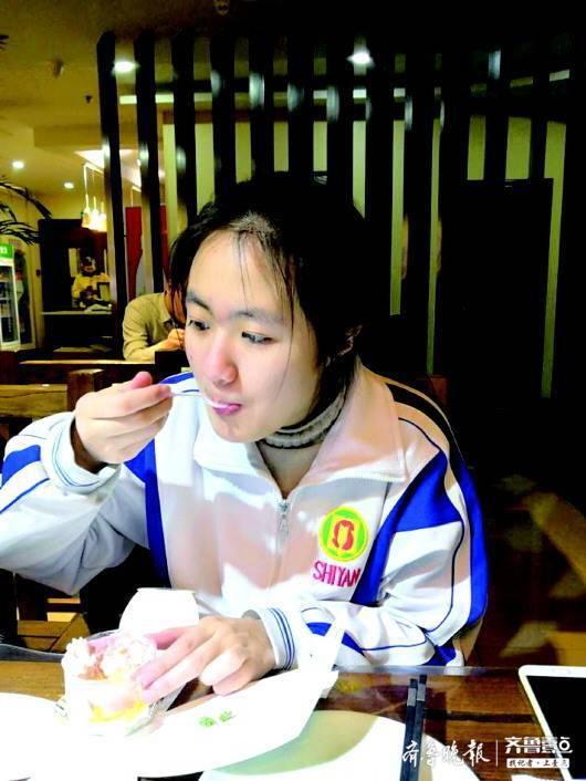 李颖霞的女儿刘阳格即将迎来人生的第一次大考。