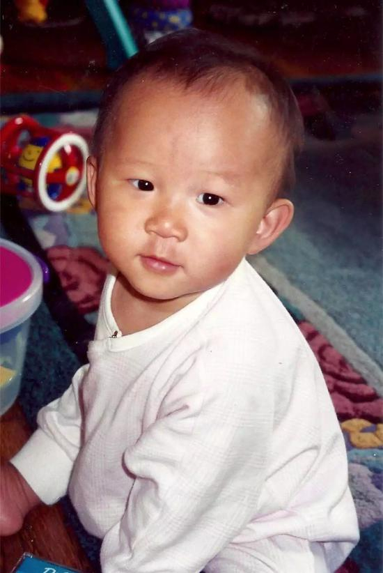 ▲马海俊1岁左右