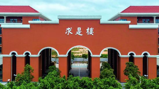 (资料图片)北京理工大学珠海学院。图/视觉中国