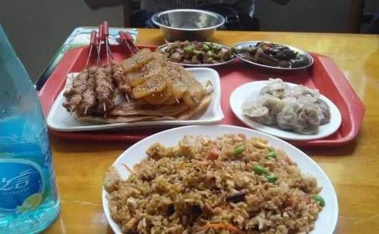 知名华科烧烤/图片来源:互联网