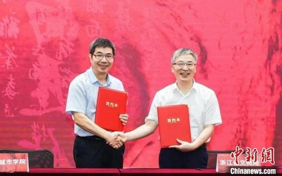 浙大城市学院还与浙江省文物局签署共建协议,共同开展教学与科研实践,深度参与考古发掘项目。 浙大城市学院提供