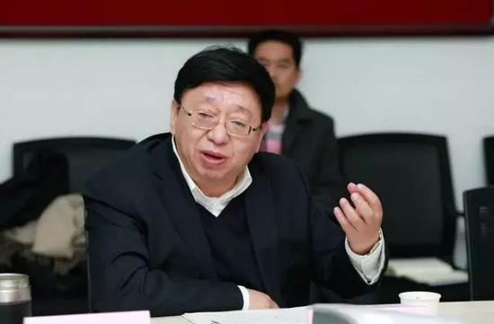 北京三十五中校长朱建民