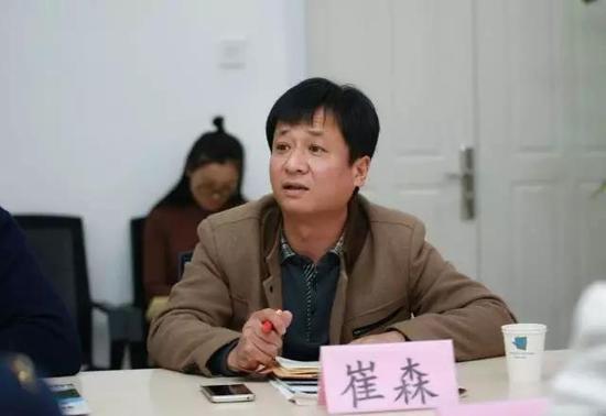 房山区岳各庄中学校长崔森
