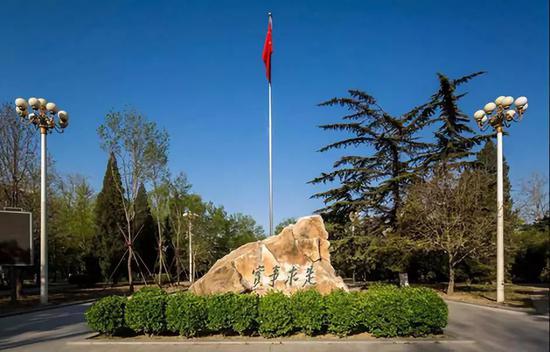 中国人民大学 / 图片来源:中国人民大学官微