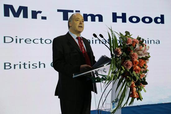 英国文化教育协会中国考试业务总监Tim Hood在“新方向”研讨会华北专场(大庆)致开幕辞