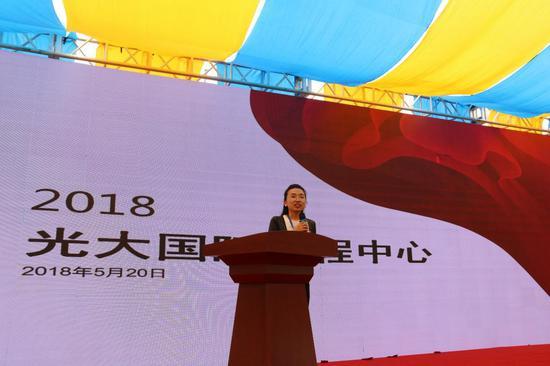 光大学校国际部执行主任张瑞芳