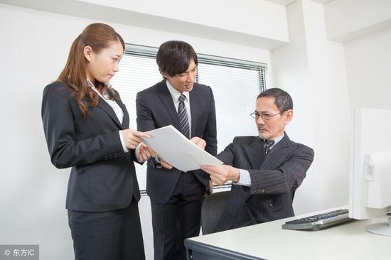 MBA考试:揭露面试官“刁难”背后的秘密