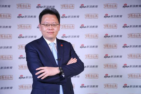 西安培华学院 理事长 姜波