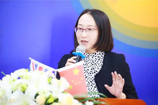 麦克米伦教育大中华区总经理朱华年致辞