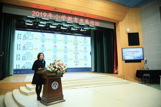 四川省成都市金沙小学校长钟樱 作《“走课”引发的深度学习思考——成都市金沙小学课程建设实践主旨报告