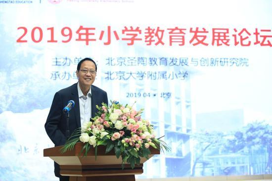 十二届全国人大常委会副委员长张宝文讲话