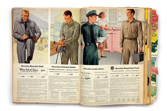 1957年秋季/冬季西尔斯商品目录中的页面。图片来源:Annie Wells—Los Angeles Times via Getty Images