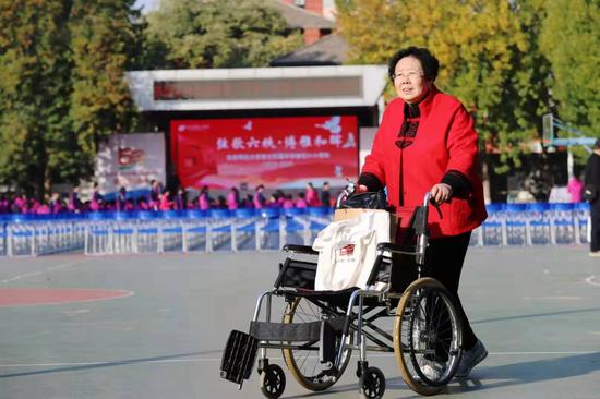 北京师范大学第三附属中学举行建校六十周年庆典