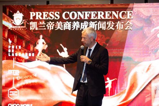 瑞士国家形象委员会大使及主席Nicolas Bideau先生