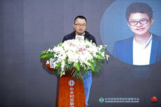 海淀区第十届政协委员、互联网教育商会会长 张爱志