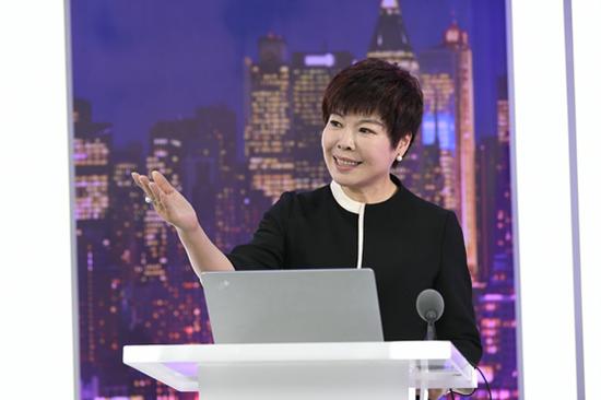 于丹教授发布《新时期家长的角色意识培养与亲子互动能力提升》报告