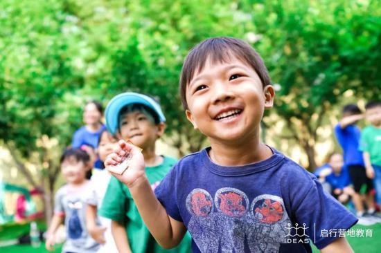由中国首家日间营项目团队精心打造,安全、开心、多元,专为小龄儿童打造的夏日Fun Camp。