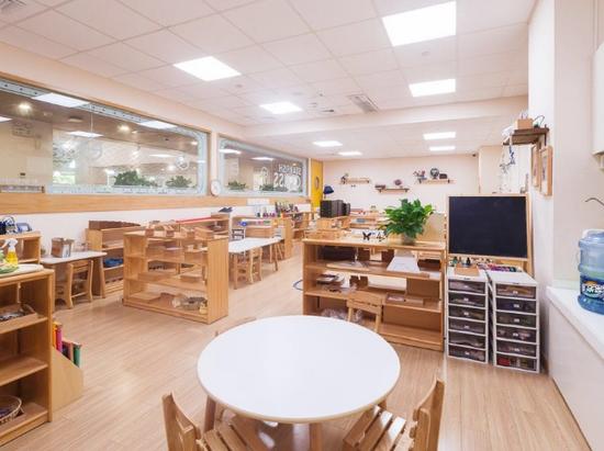 Apple Montessori