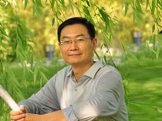 朱明军,济宁市兖州区第一中学思想政治课教师