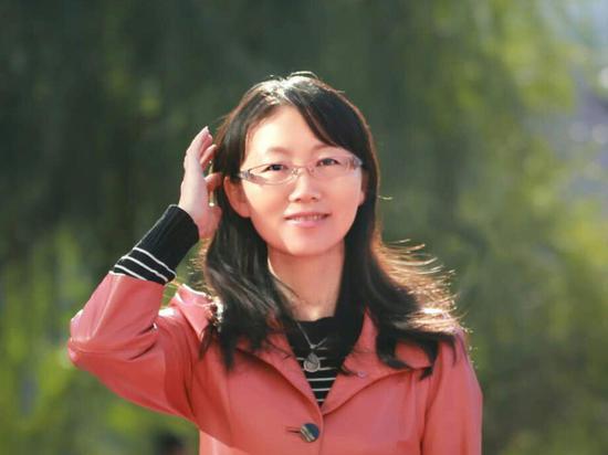 内蒙古赤峰市第三中学班主任闵长虹