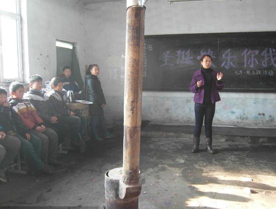 图说:3年前,马云乡村教师奖申报材料上的李素怀