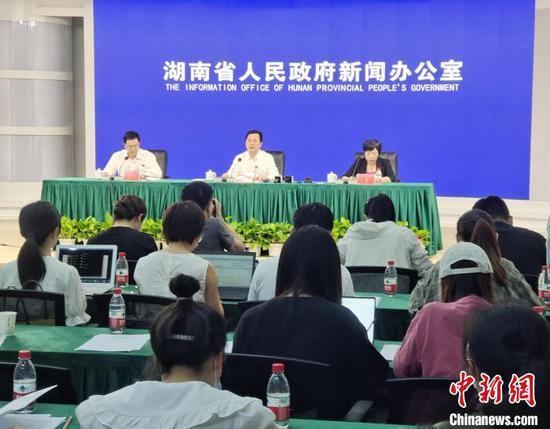 新闻发布会现场。 唐小晴 摄